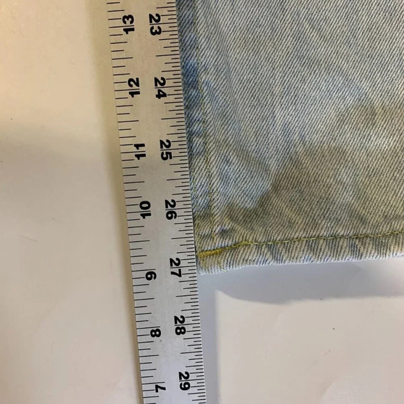 BDG Urban Outfitters Women's Mom High Rise Distressed Denim Jeans Size 26 - Picture 15 of 15